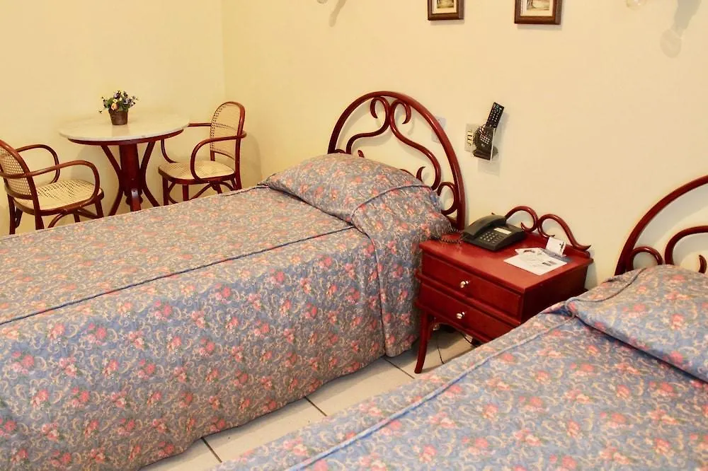 Daher Center Hotel Сан-Пауло 3*,